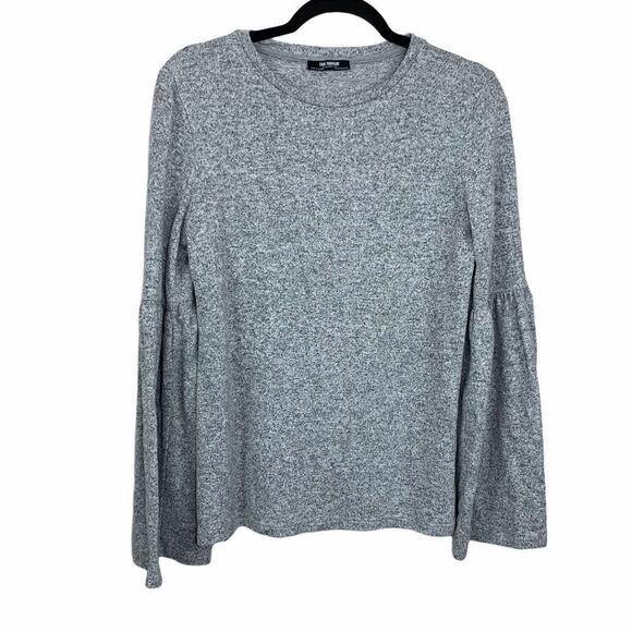 ❤️Zara Trafaluc gray flute sleeve sweater small (G1) - Picture 1 of 6